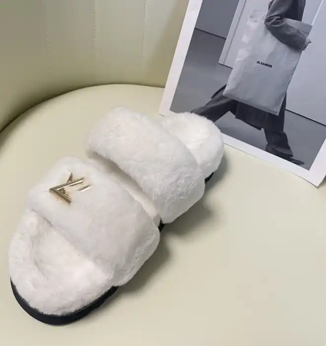 hype LV Slippers