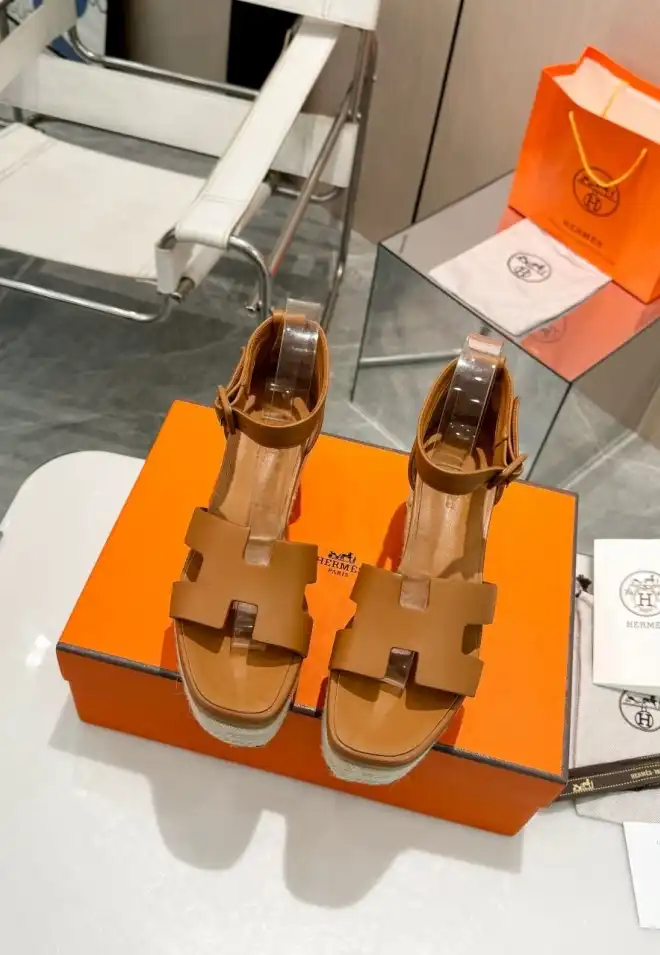 hype Hermes Sandals