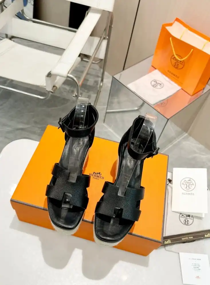 hype Hermes Sandals