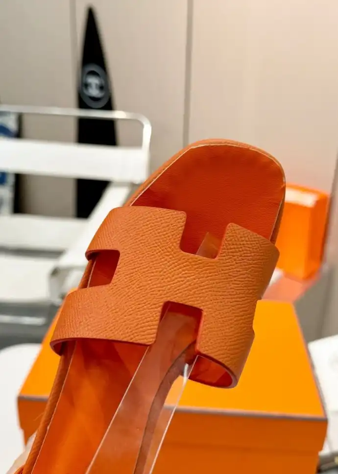 hype Hermes Sandals