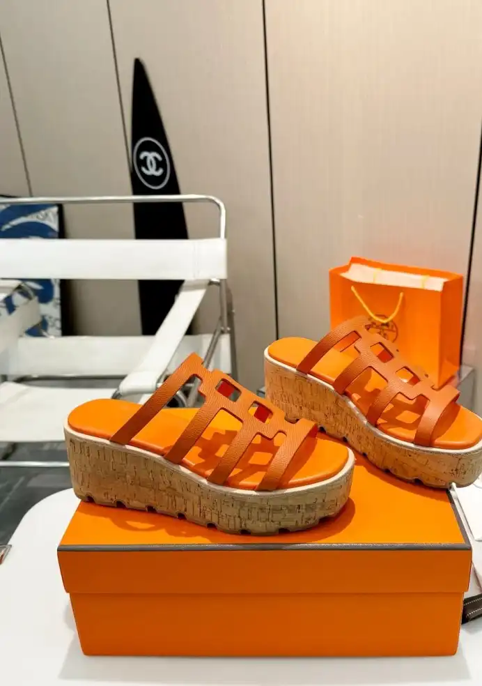 hype Hermes Sandals