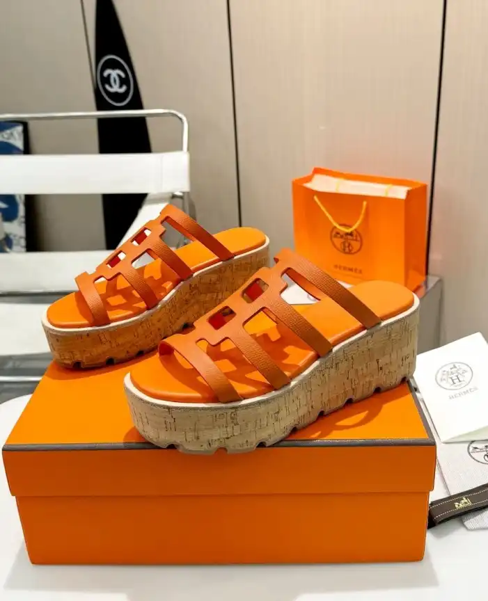 hype Hermes Sandals