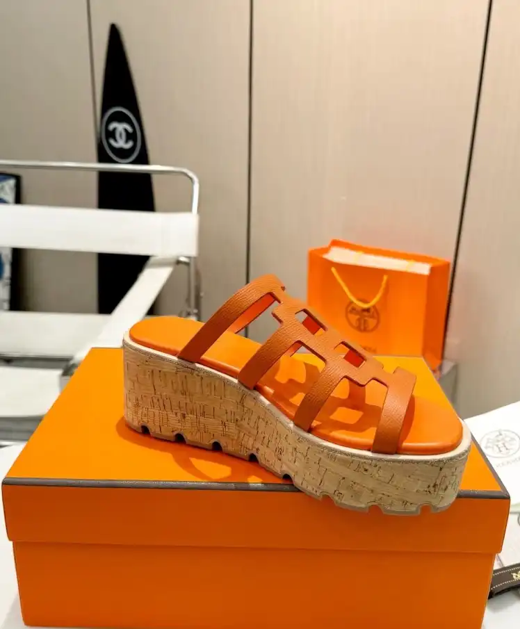 hype Hermes Sandals