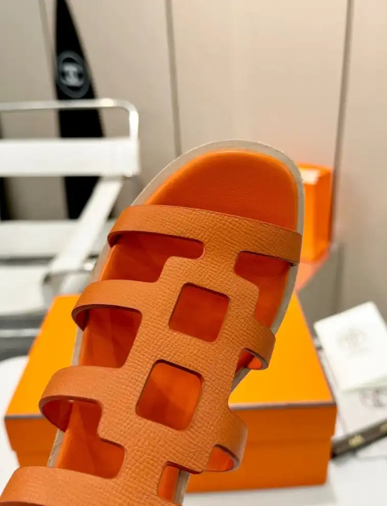 hype Hermes Sandals