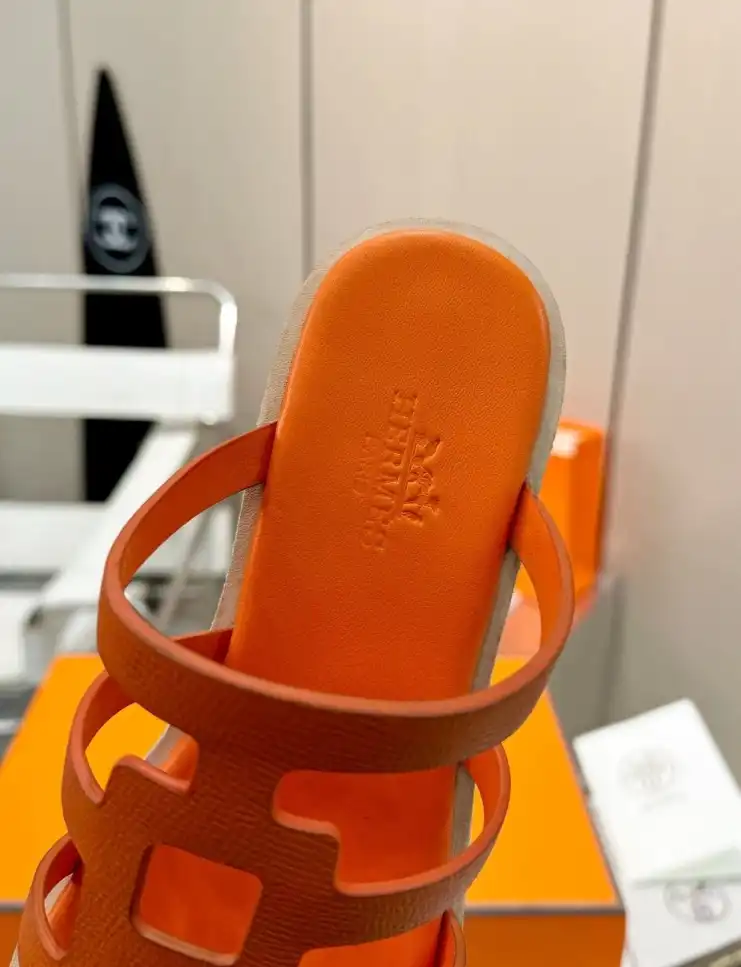 hype Hermes Sandals