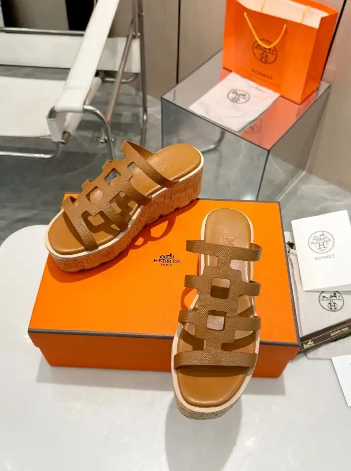 hype Hermes Sandals