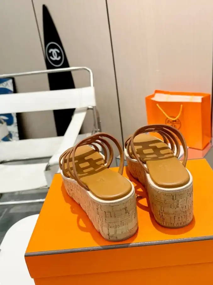 hype Hermes Sandals