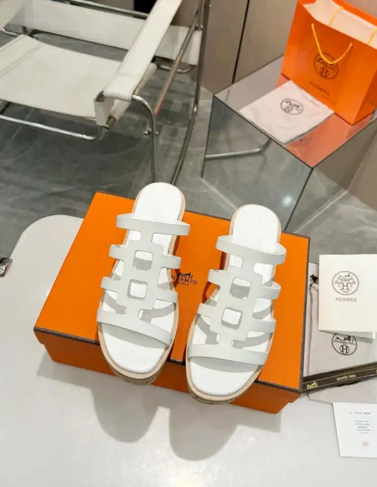 hype Hermes Sandals