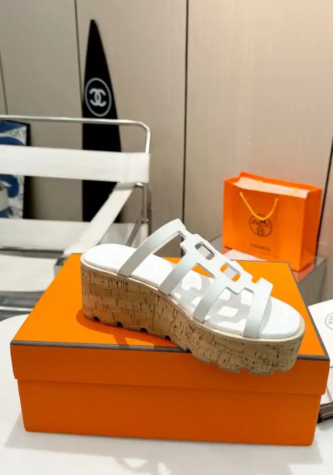 hype Hermes Sandals