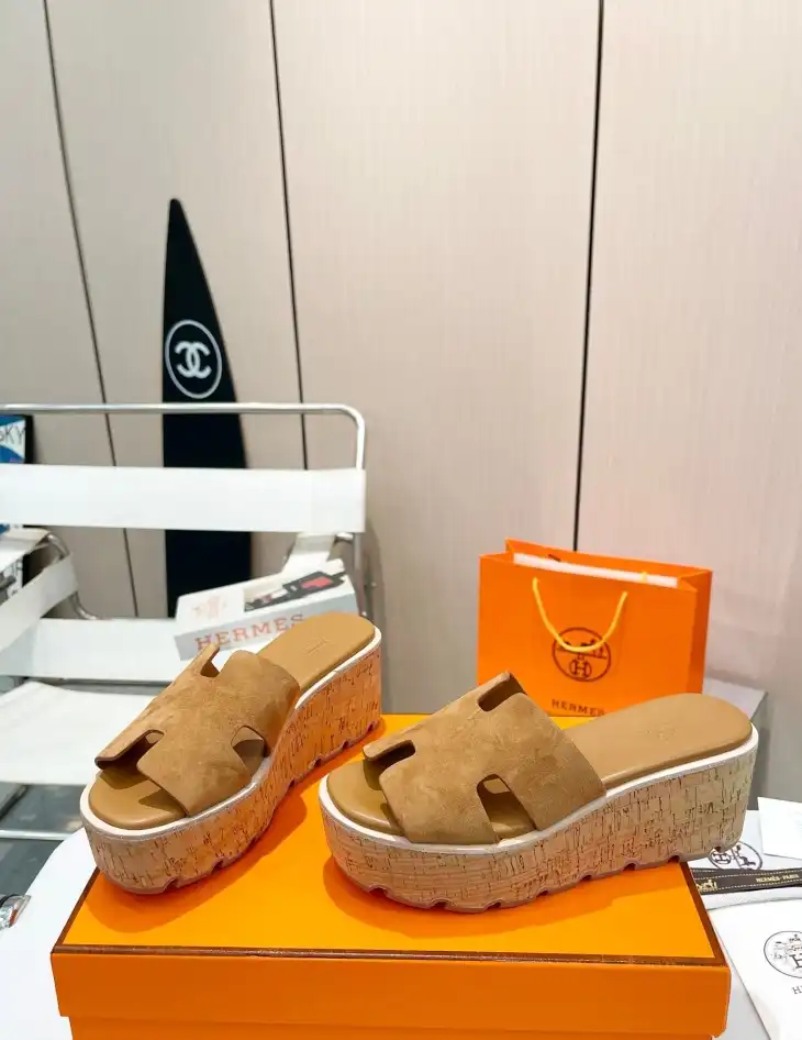 hype Hermes Slippers