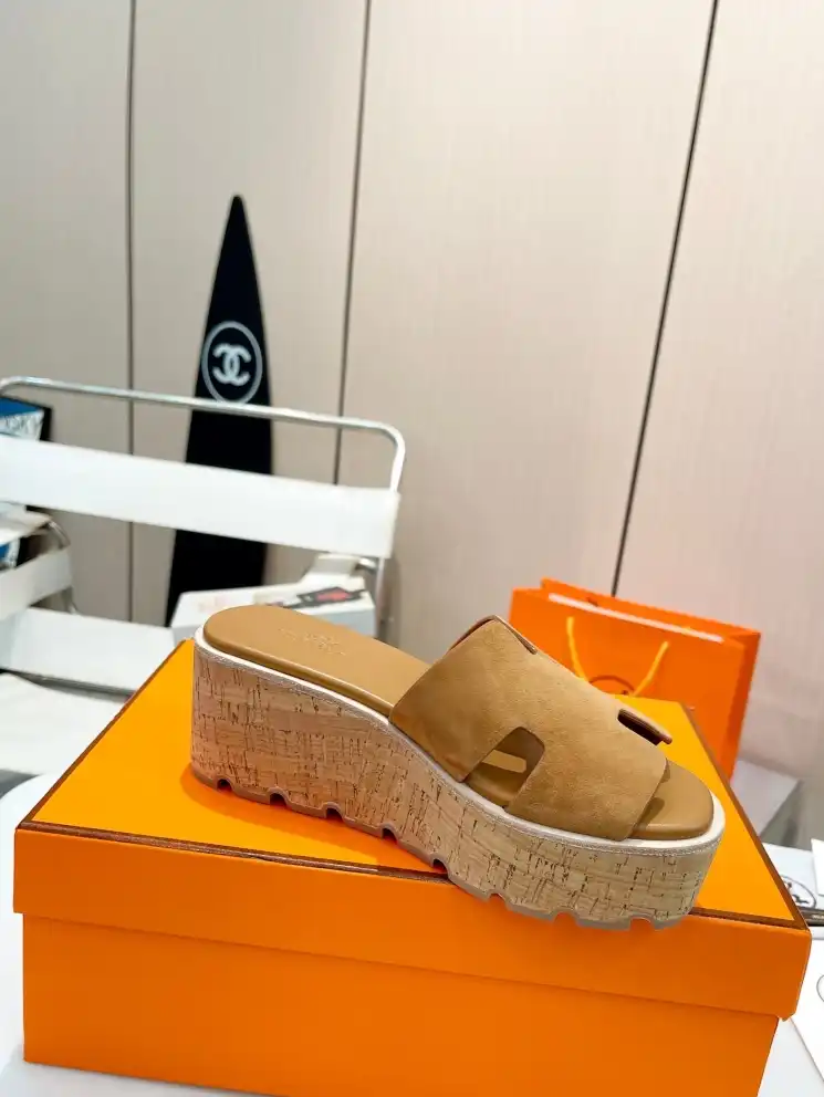 hype Hermes Slippers