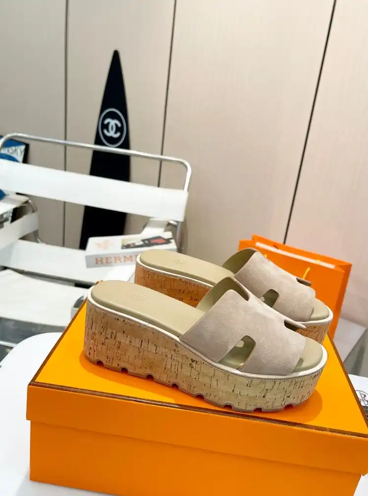 hype Hermes Slippers