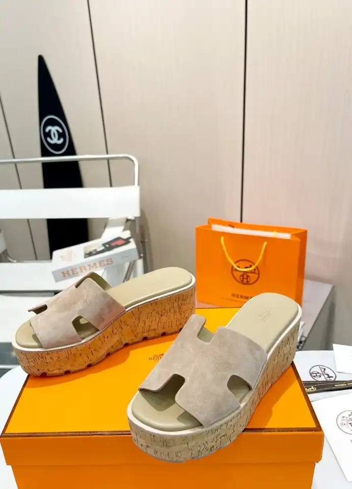 hype Hermes Slippers