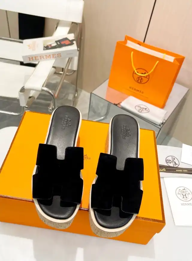 hype Hermes Slippers