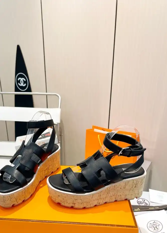 hype Hermes Sandals