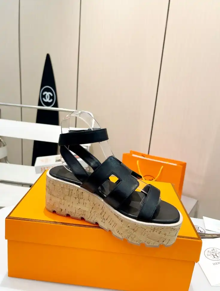 hype Hermes Sandals