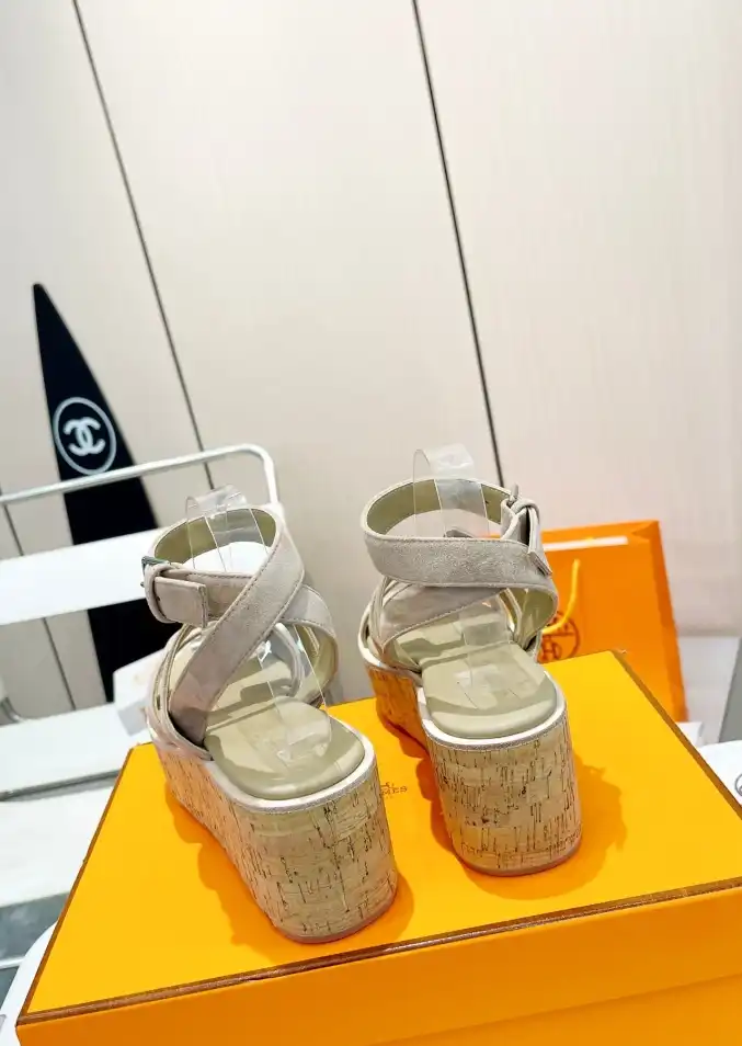 hype Hermes Sandals