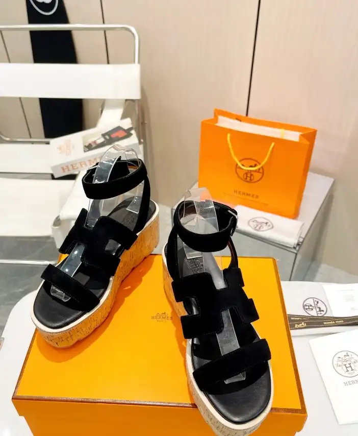 hype Hermes Sandals