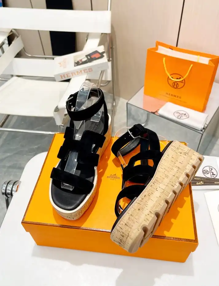 hype Hermes Sandals