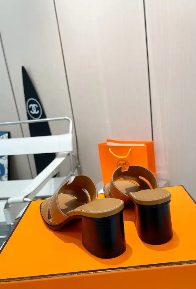 hype Hermes Slippers