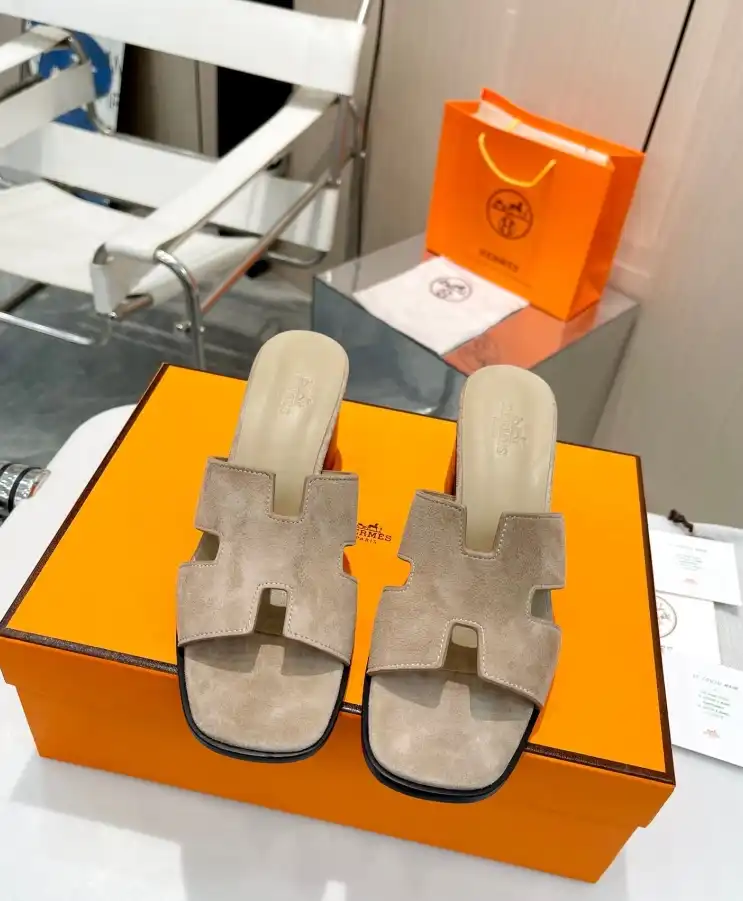 hype Hermes Slippers