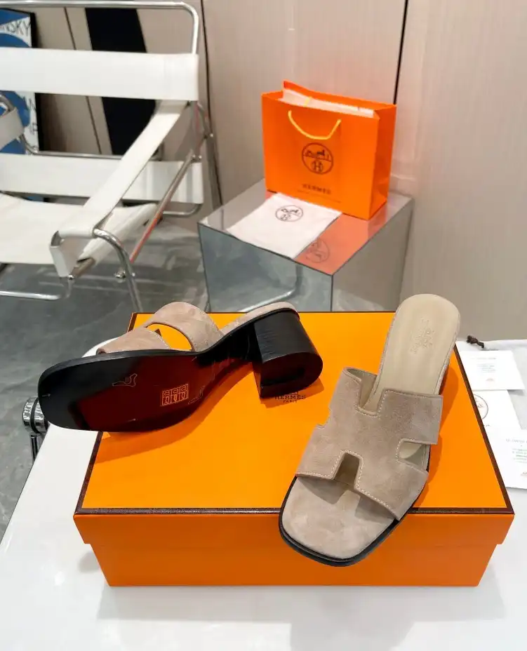 hype Hermes Slippers