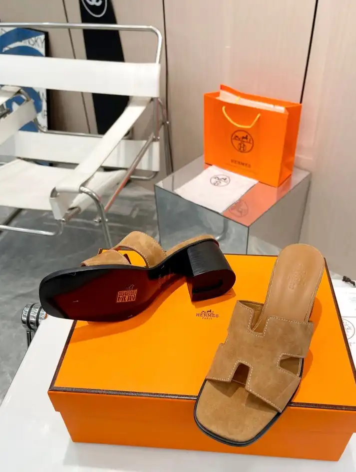 hype Hermes Slippers