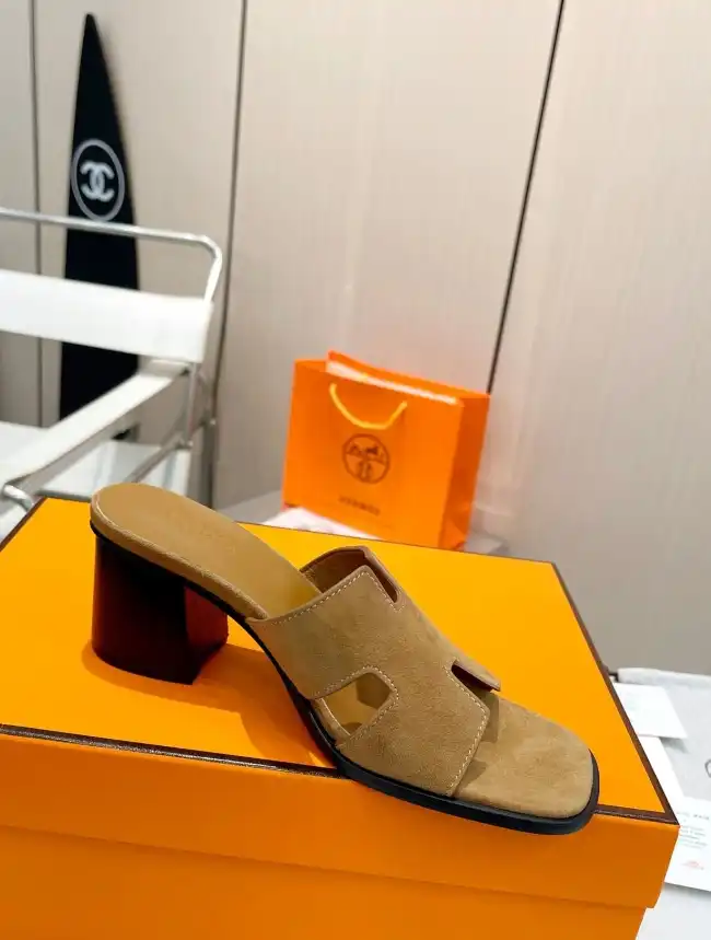 hype Hermes Slippers