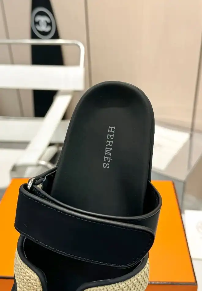 hype Hermes Slippers