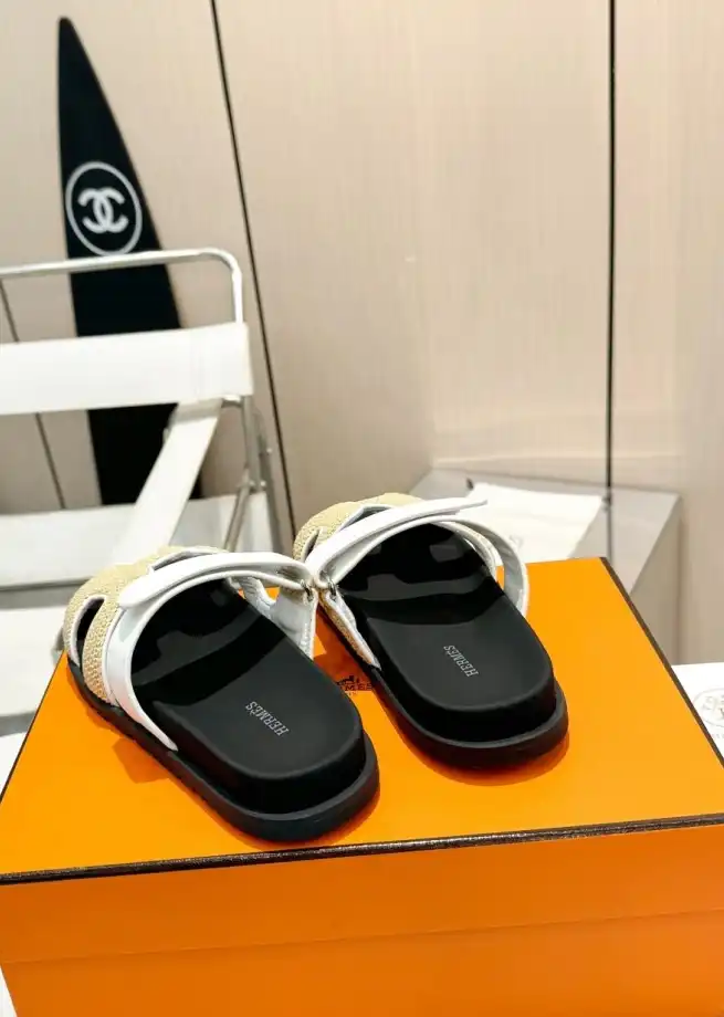 hype Hermes Slippers