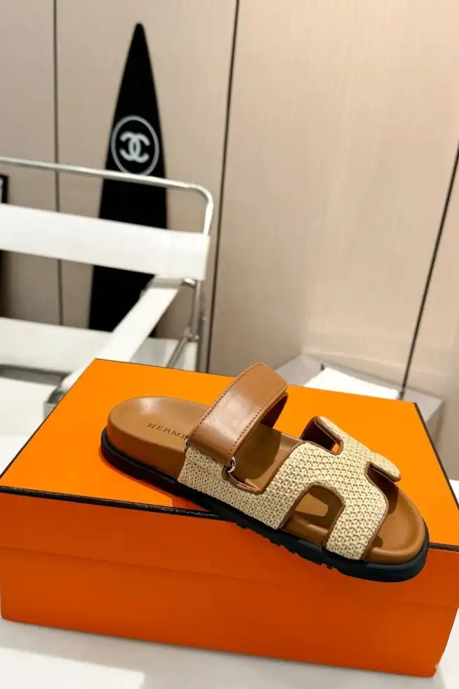 hype Hermes Slippers