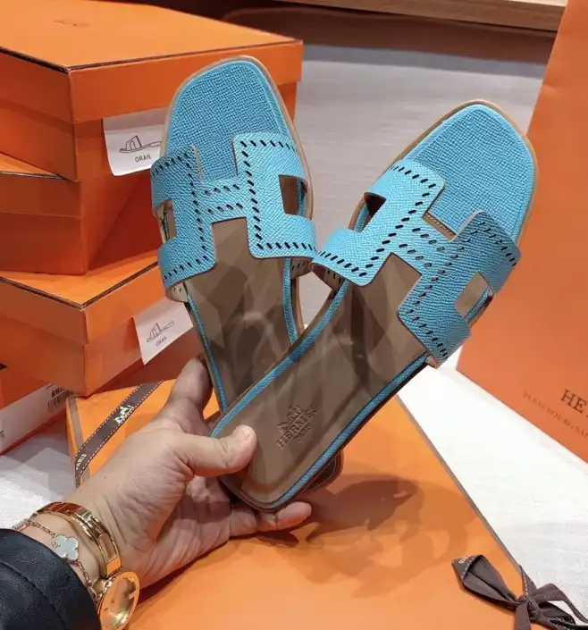 hype Hermes Slippers