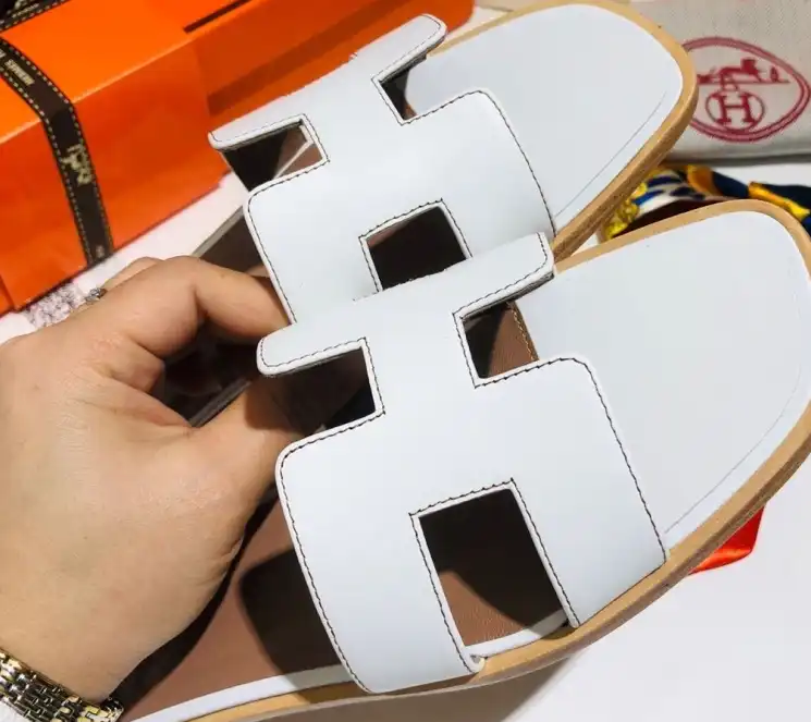 hype Hermes Slippers