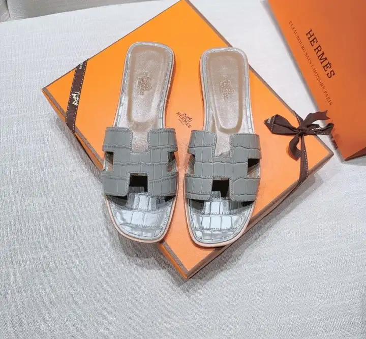 hype Hermes Slippers