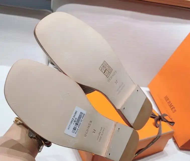 hype Hermes Slippers