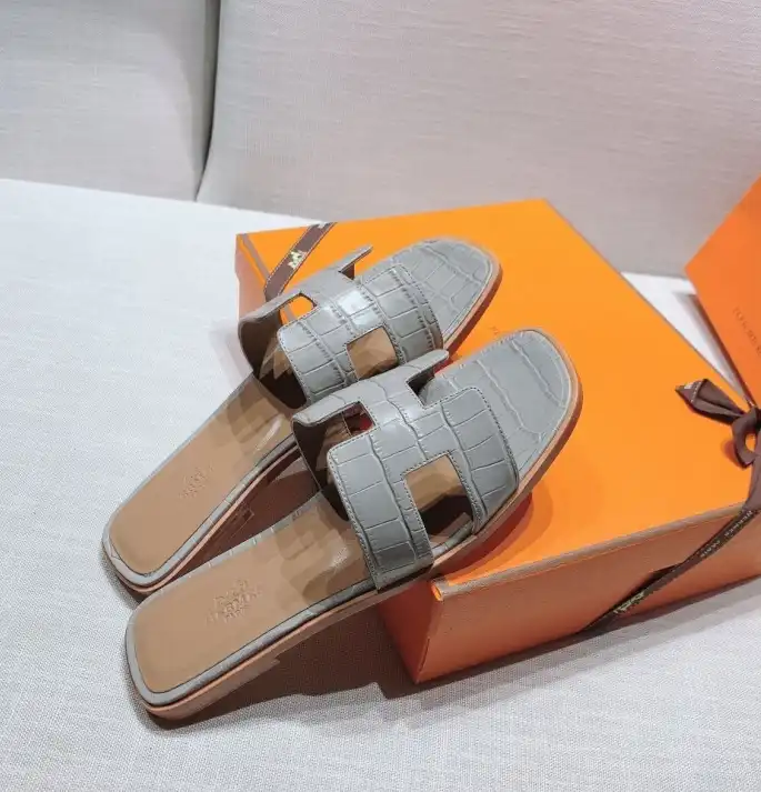 hype Hermes Slippers