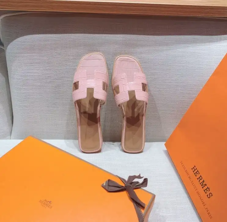 hype Hermes Slippers