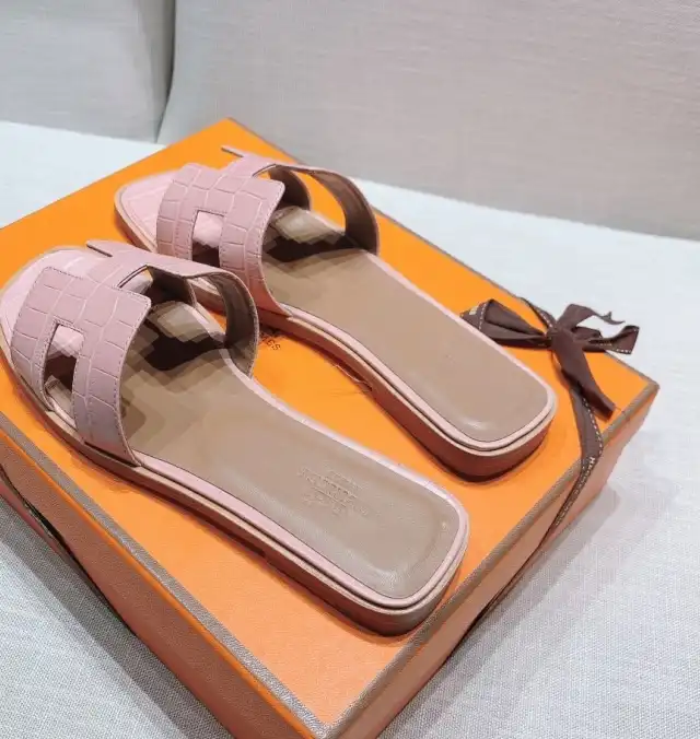 hype Hermes Slippers