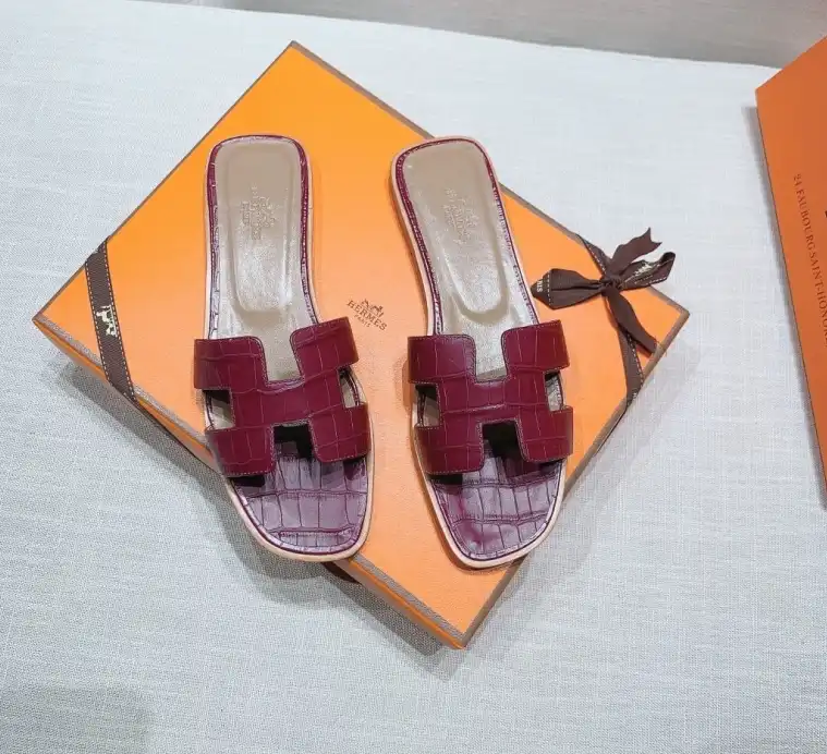 hype Hermes Slippers