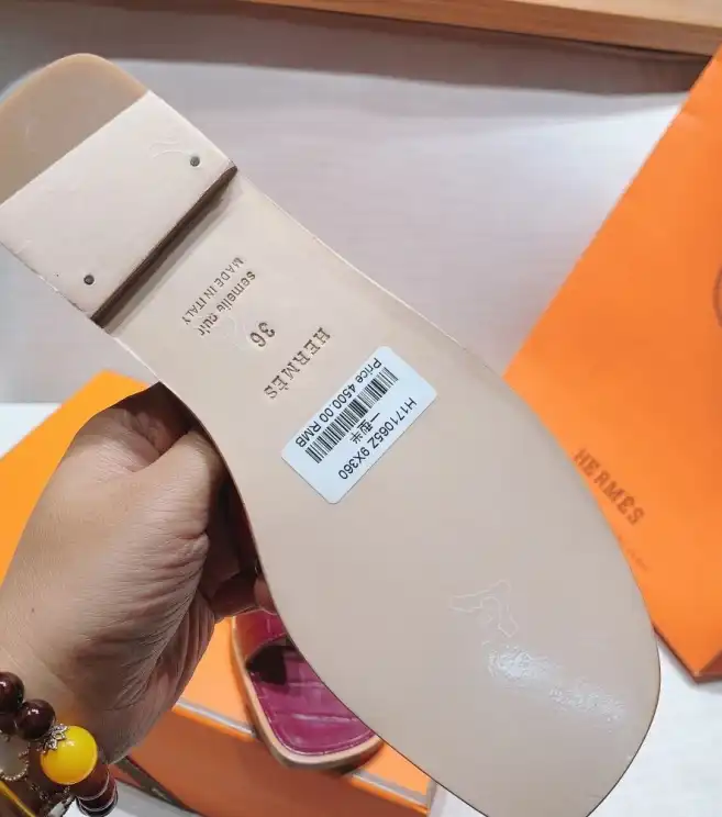 hype Hermes Slippers