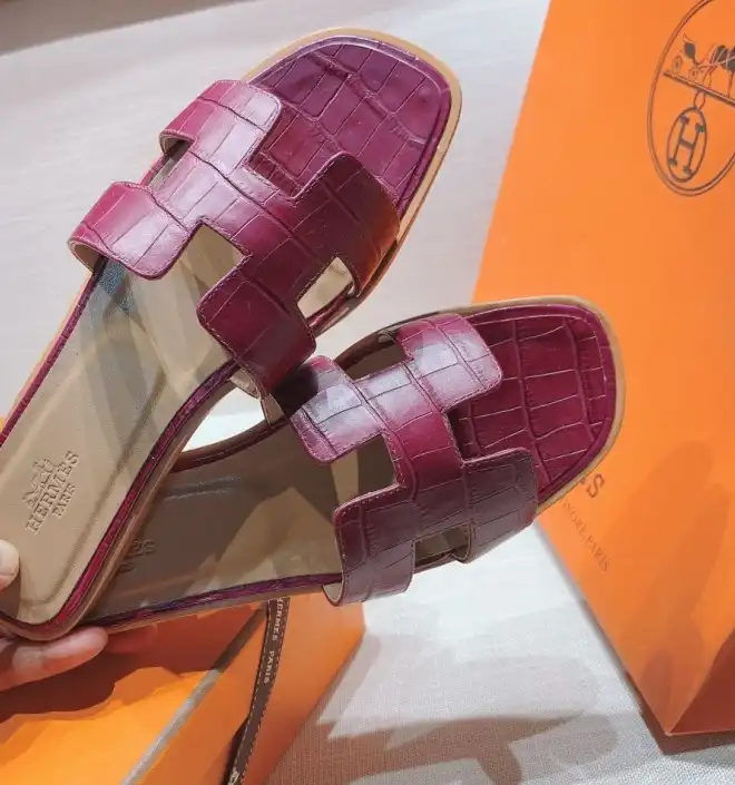 hype Hermes Slippers