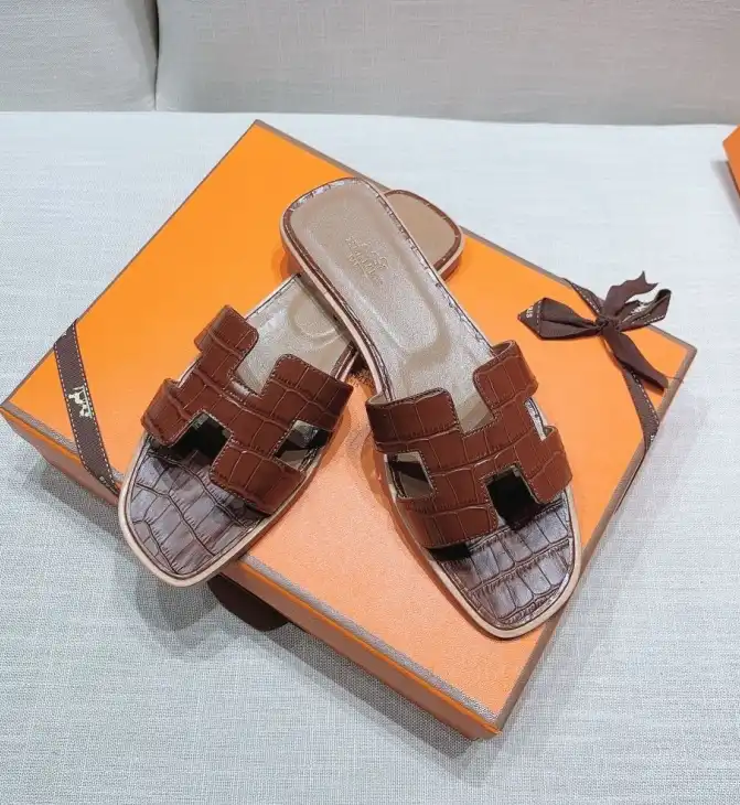 hype Hermes Slippers