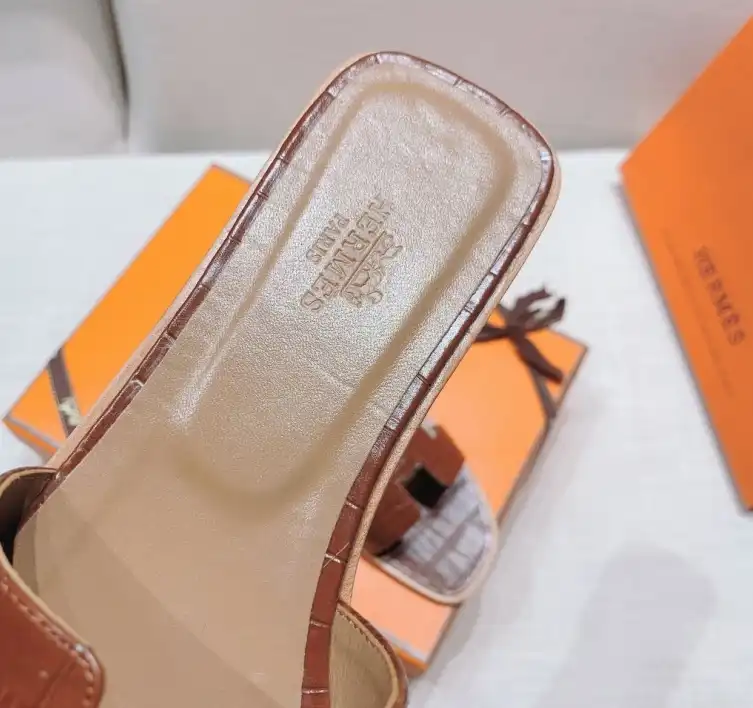 hype Hermes Slippers