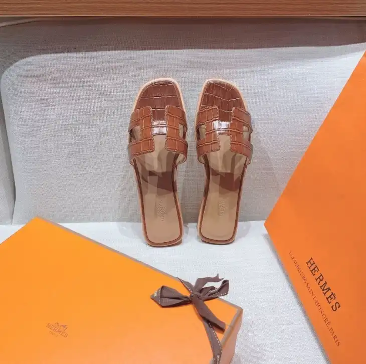 hype Hermes Slippers