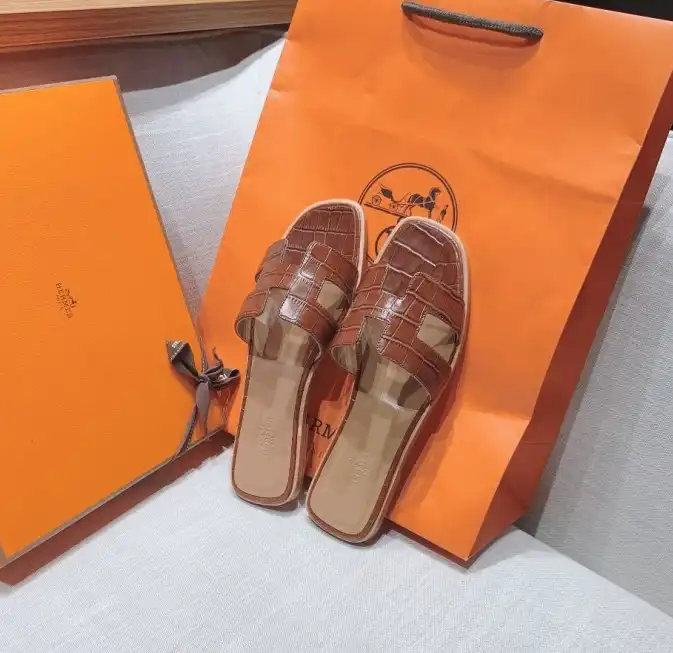 hype Hermes Slippers