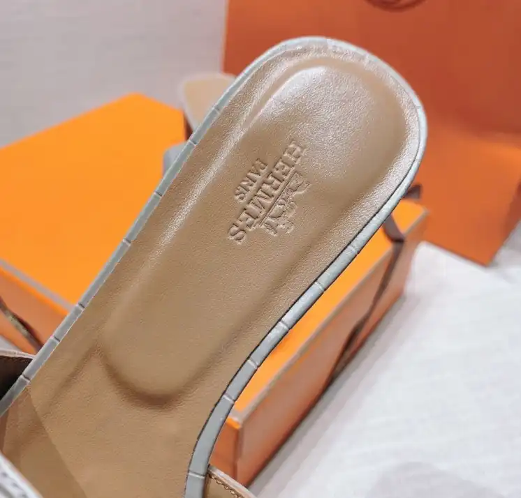 hype Hermes Slippers