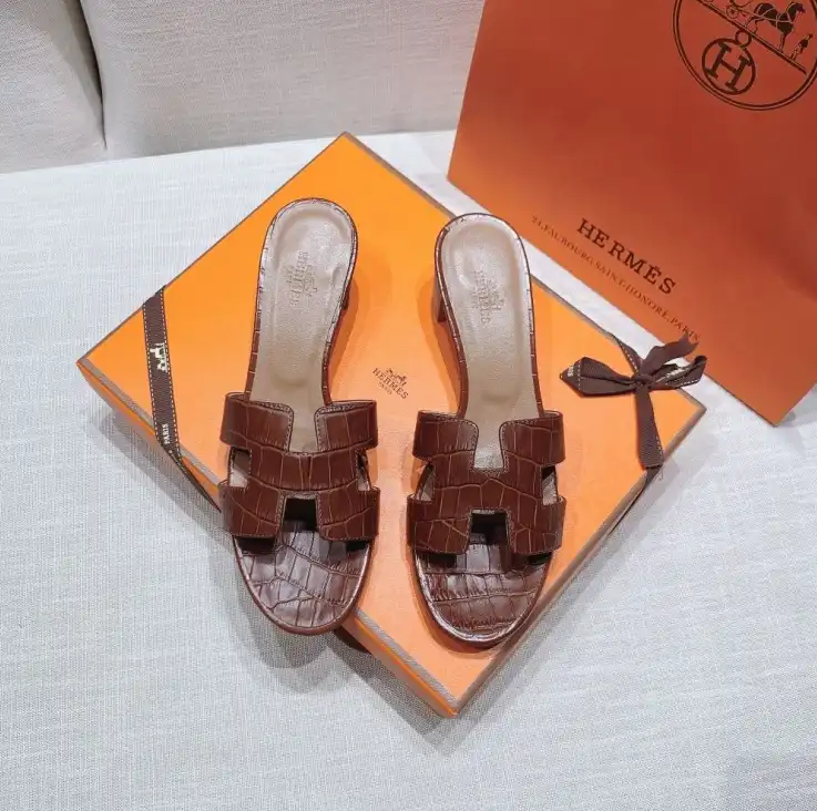 hype Hermes Slippers