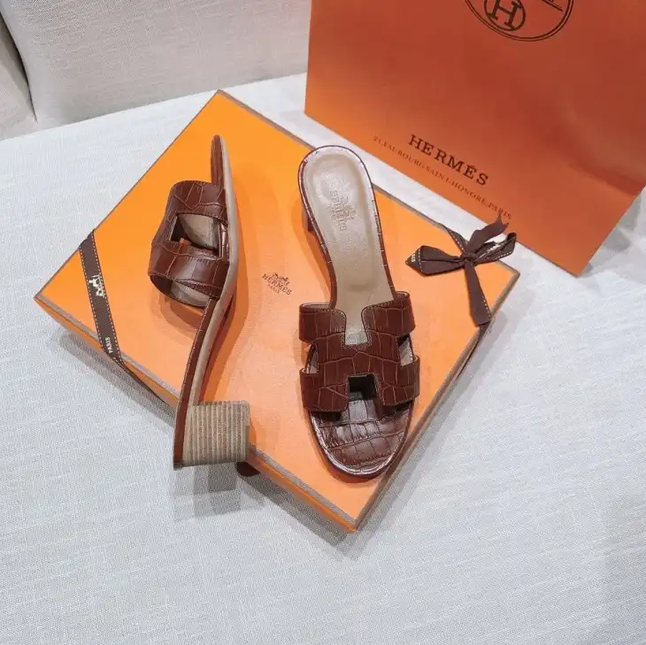 hype Hermes Slippers