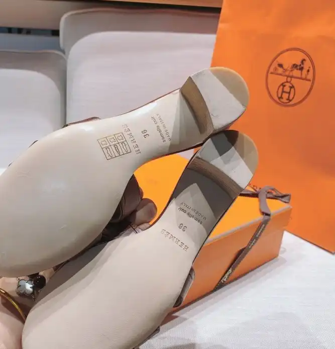 hype Hermes Slippers