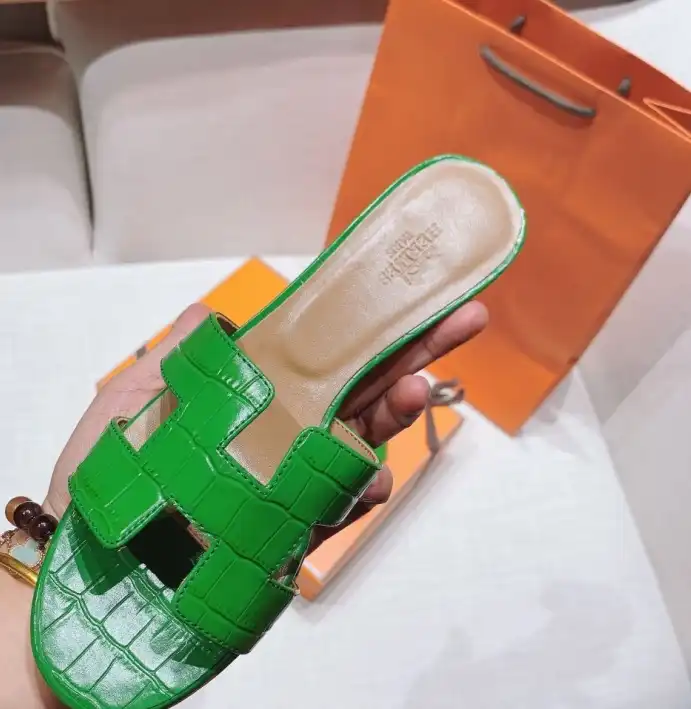 hype Hermes Slippers